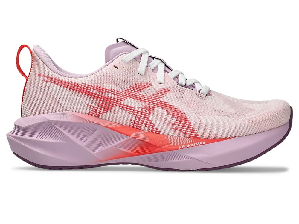Купить оптом Кроссовки Asics NOVABLAST 5 1012B765-101 WHITE/CORAL REEF Female 1012B765-101