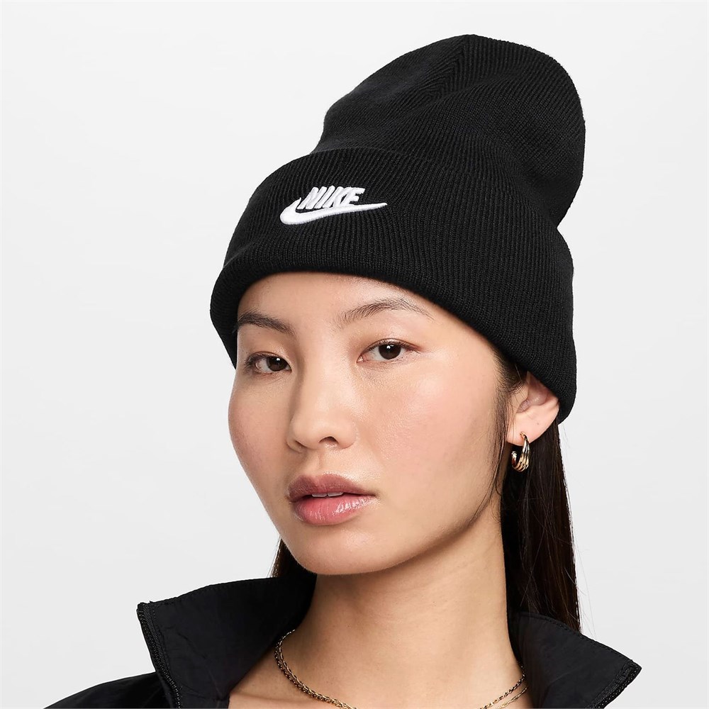 Купить оптом Шапка Nike Peak Beanie TC Futura F24 L HF0186-010 HF0186-010