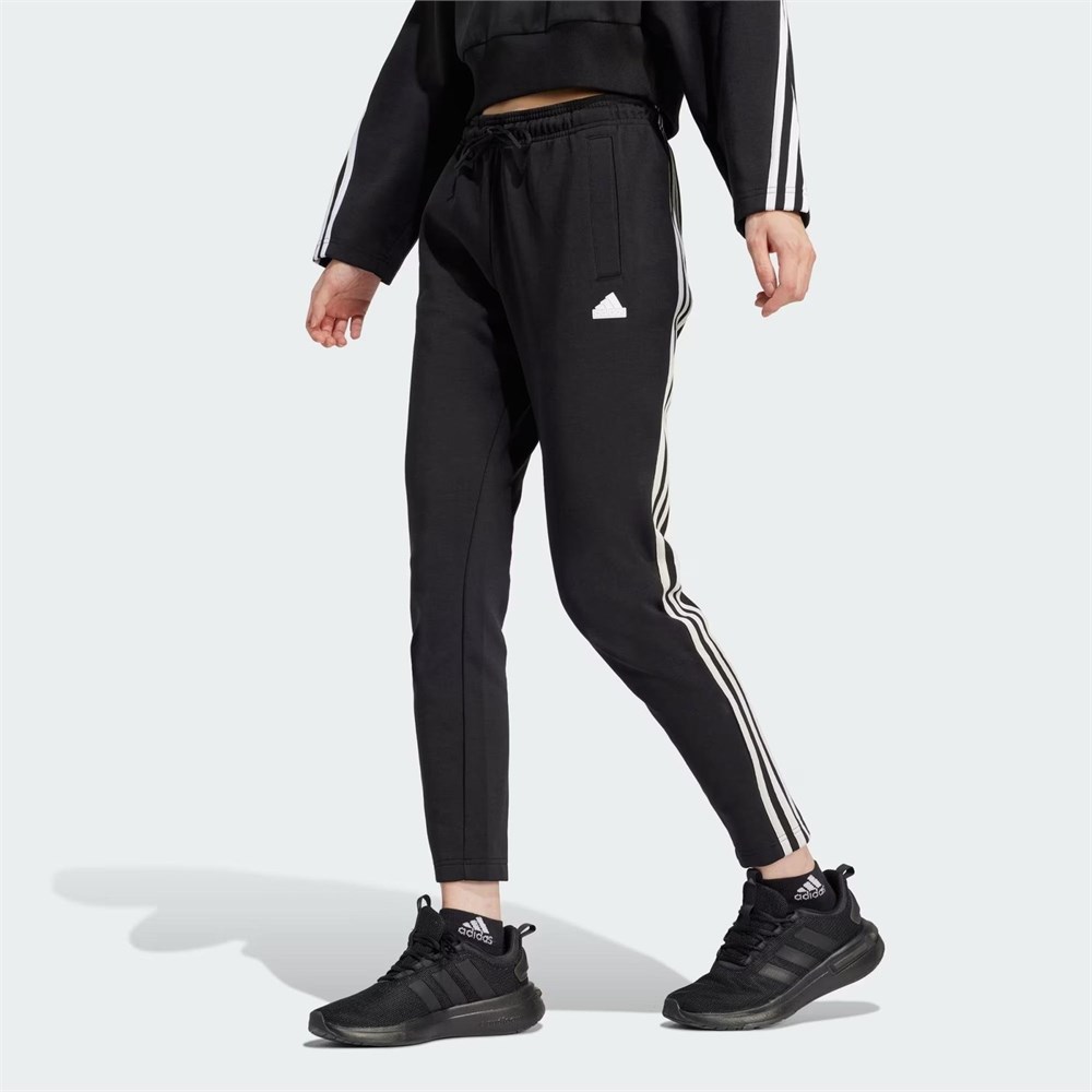 Купить оптом Брюки adidas Future Icons 3-Stripes Slim Брюки W IP1545 IP1545