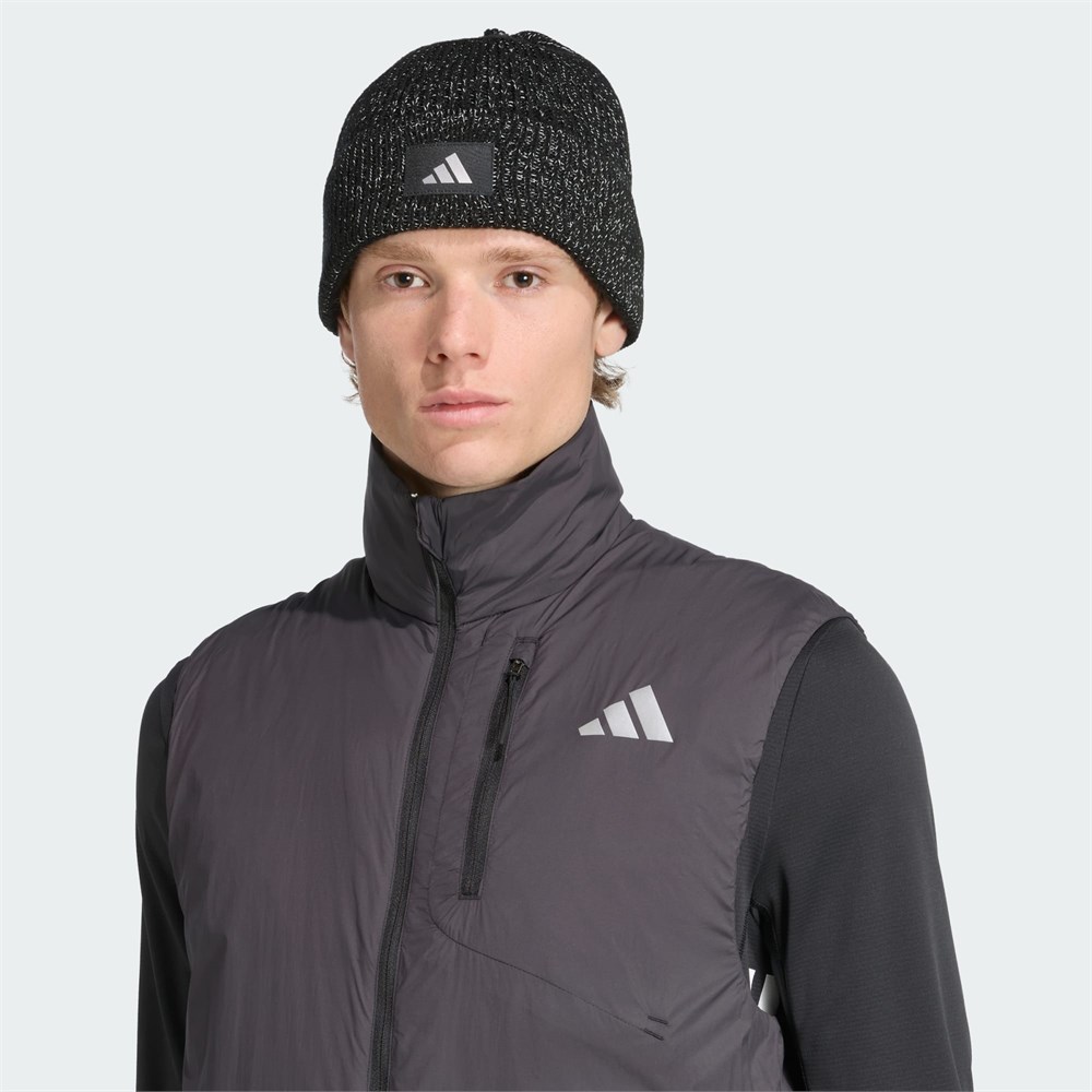 Купить оптом Шапка adidas Run Warm Beanie JM3079 JM3079