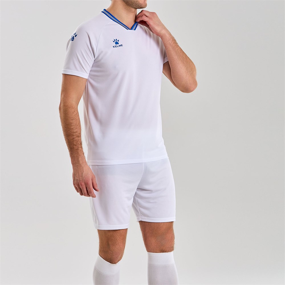 Купить оптом Комплект игровой формы Kelme Short Sleeve Football Set 8451ZB1246-104 8451ZB1246-104