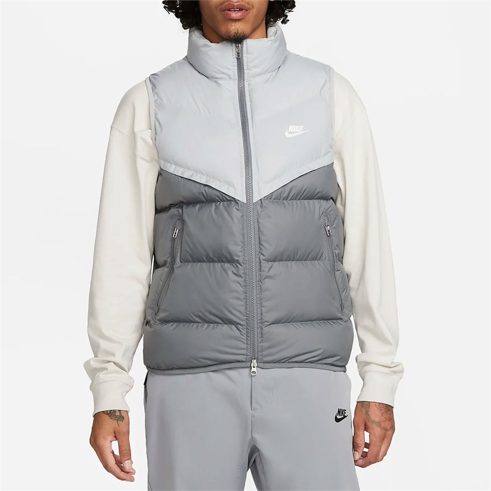 Купить оптом Жилетка утеплённая Nike Storm-FIT Windrunner PrimaLoft Жилет FB8193-077 FB8193-077