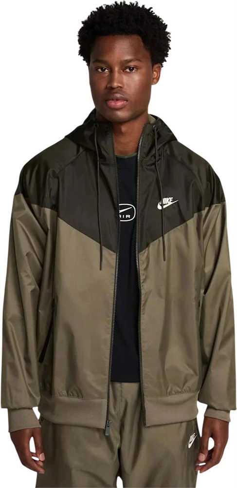 Купить оптом Ветровка Nike M NK WVN LND WR HD JKT DA0001-222 DA0001-222