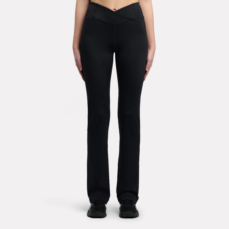 Купить оптом Брюки Reebok CORE HIGH RISE BOOTCUT PANT 100241882 100241882