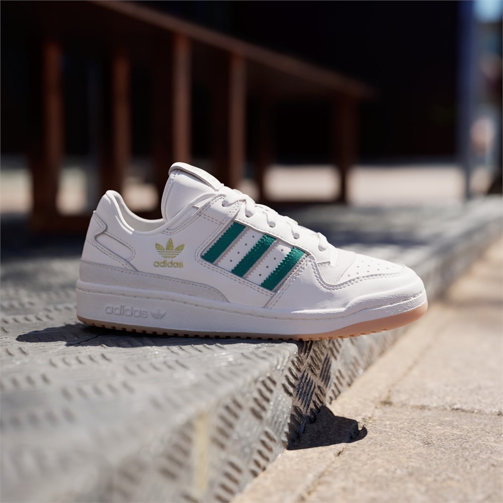 Купить оптом Кроссовки adidas FORUM LOW CL W IF7220 IF7220