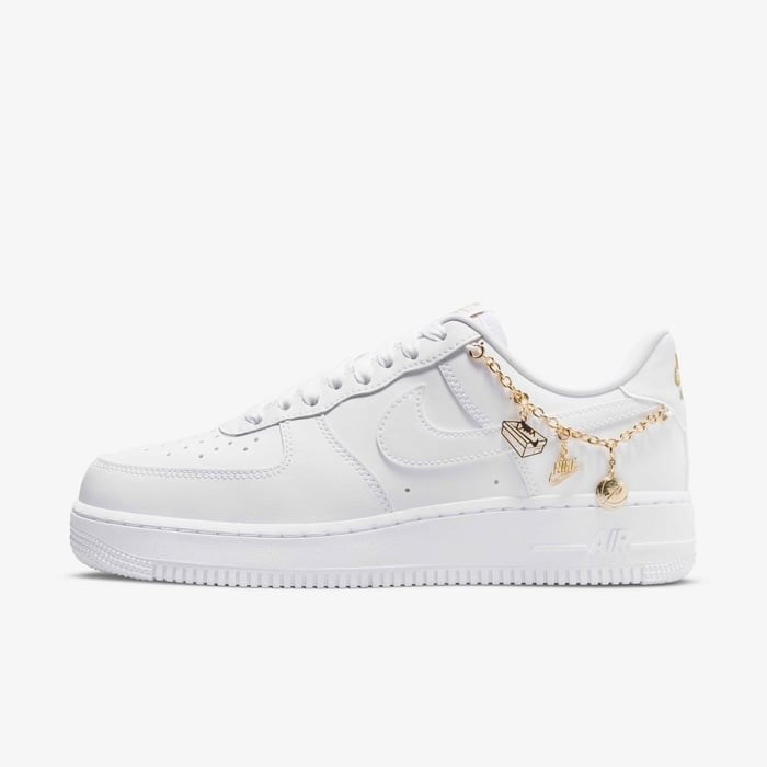 Купить оптом Кроссовки Nike WMNS AIR FORCE 1 '07 LX DD1525-100 DD1525-100