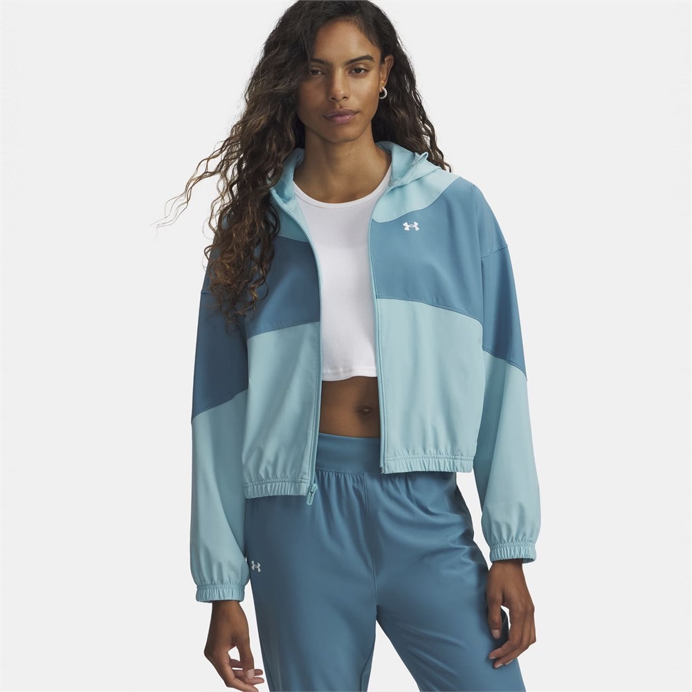 Купить оптом Ветровка Under Armour Rival Woven Jkt HD 6004849-425 6004849-425
