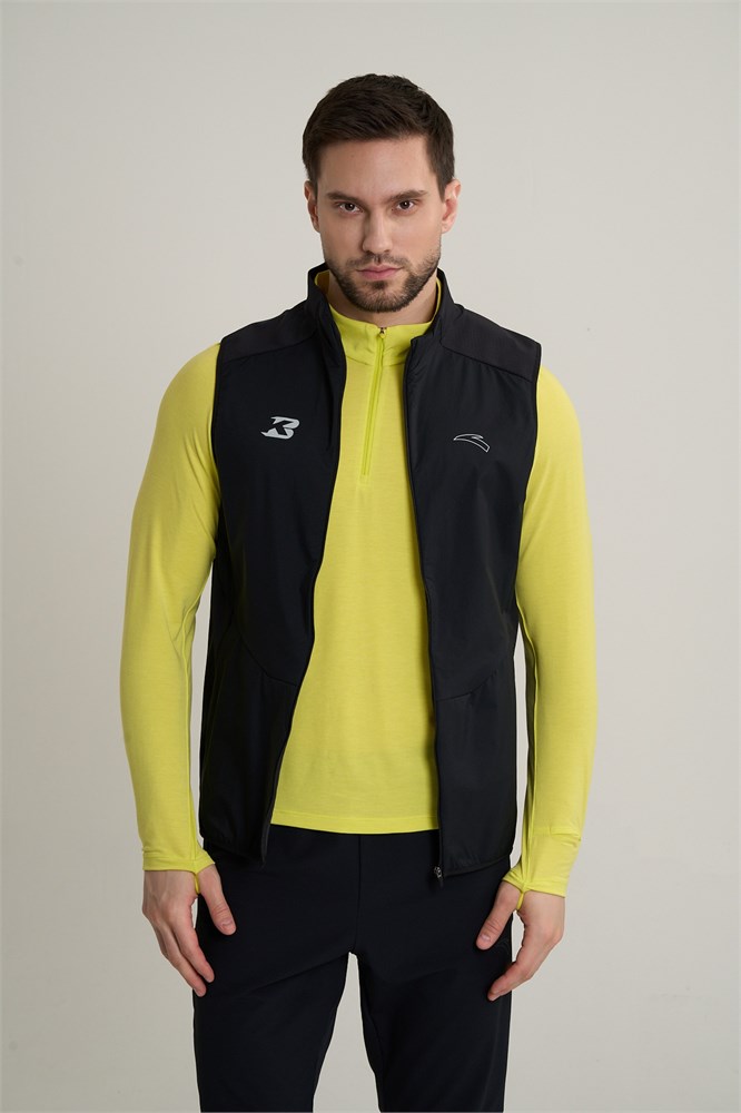 Купить оптом Жилет Anta RUNNING Woven Жилет 852615603-2 852615603-2