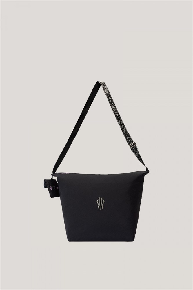 Купить оптом Сумка через плечо Anta KAI Crossbody Сумка892631141-3 892631141-3