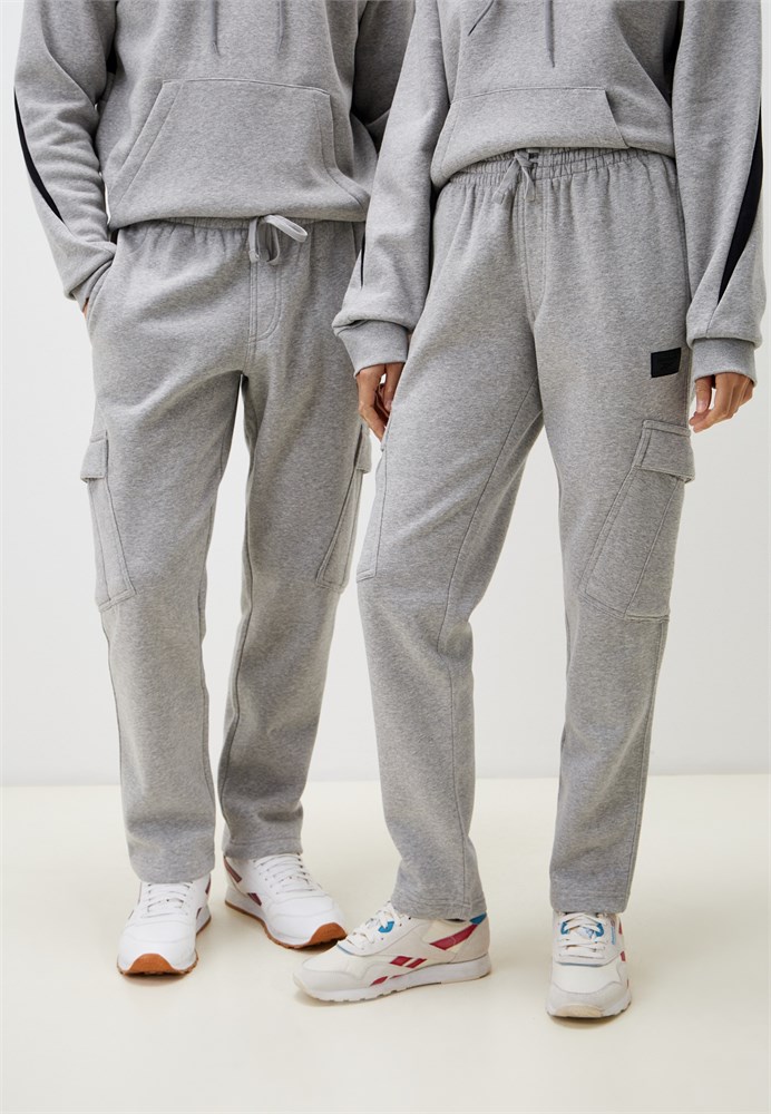 Купить оптом Брюки Reebok CL TEAM TRADITION KNIT CARGO PANT 100205646 100205646