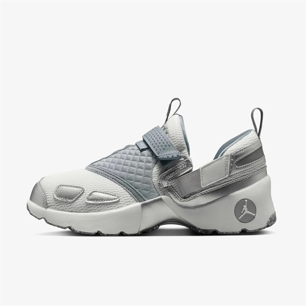 Купить оптом Кроссовки Jordan Trunner LX HQ2164-004 HQ2164-004