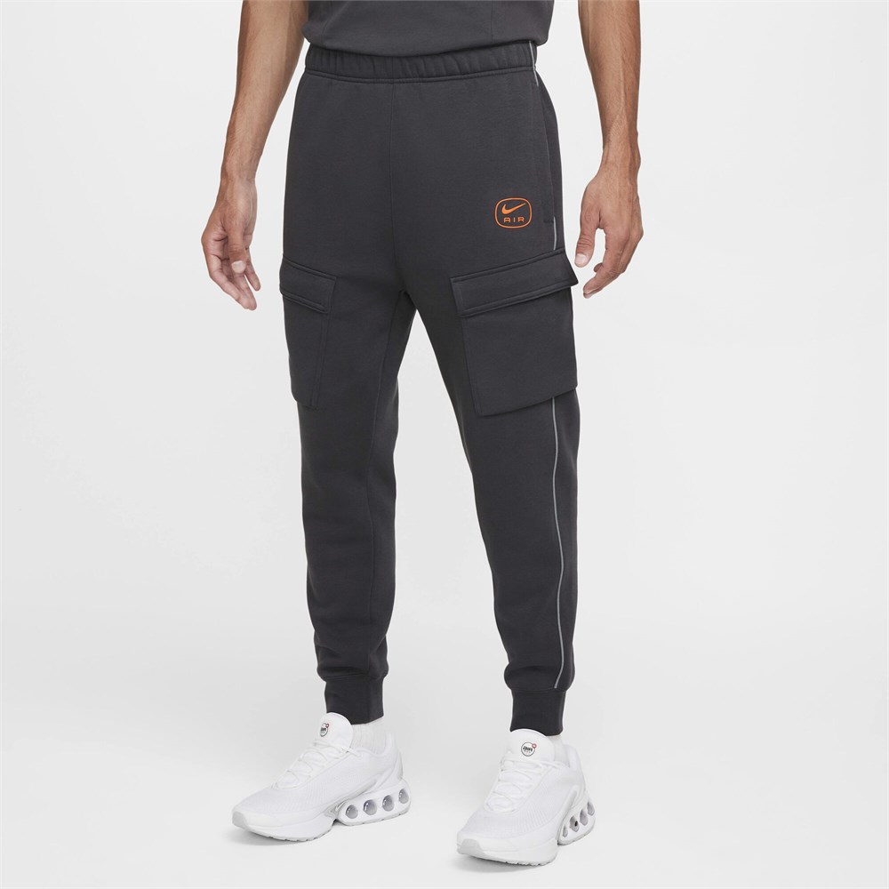 Купить оптом Брюки Nike M NSW SW AIR CARGO PANT FLC BB HM0180-061 BLACK/METALLIC GOLD Male HM0180-061 - фото 91263