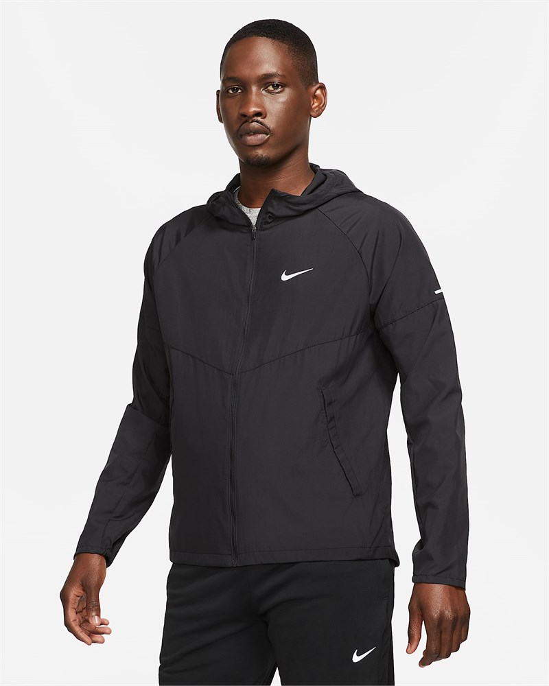 Купить оптом Ветровка Nike M NK RPL MILER JKT DD4746-010 BLACK/BLACK/REFLECTIVE SILV Male DD4746-010 - фото 91514