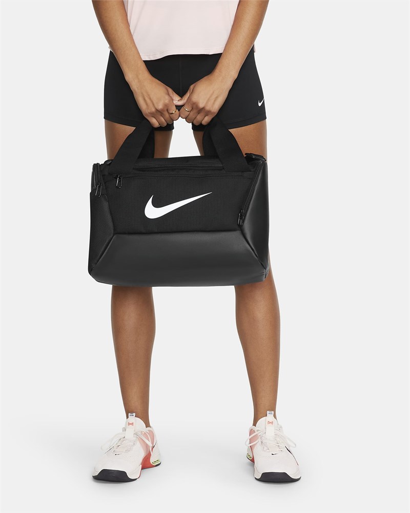 Купить оптом Сумка Nike NK BRSLA XS DUFF - 9.5 (25L) DM3977-010 BLACK/BLACK/WHITE Unisex DM3977-010 - фото 91542