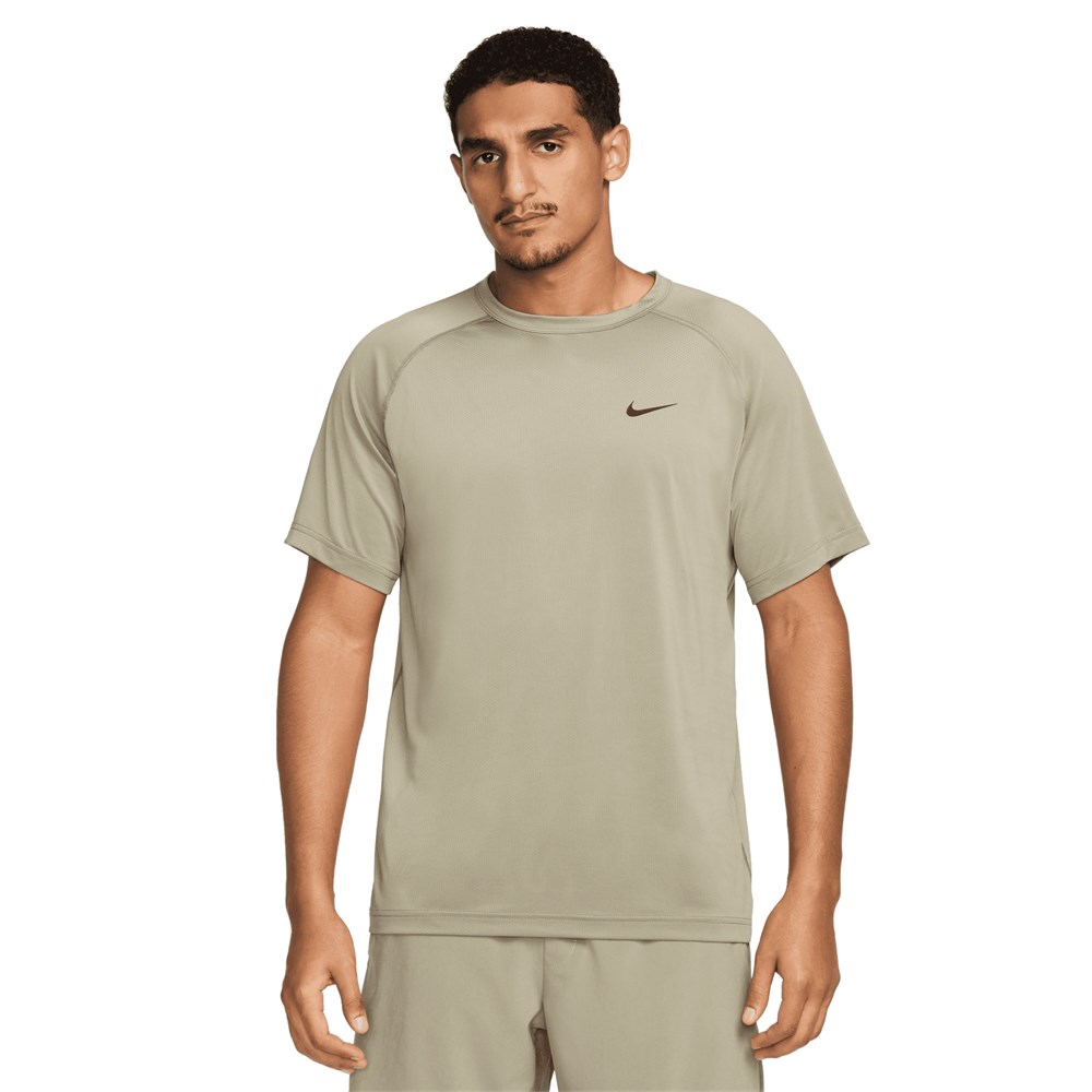 Купить оптом Футболка Nike M NK DF READY SS DV9815-320 LIGHT ARMY/BLACK Male DV9815-320 - фото 91578