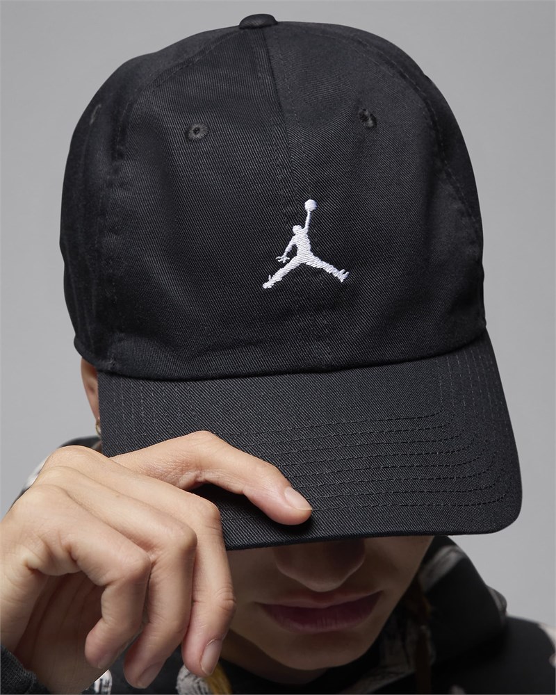 Купить оптом Кепка Nike U JORDAN CLUB CAP US CB WSH JM HQ1963-010 BLACK/WHITE Unisex/XL HQ1963-010 - фото 91781