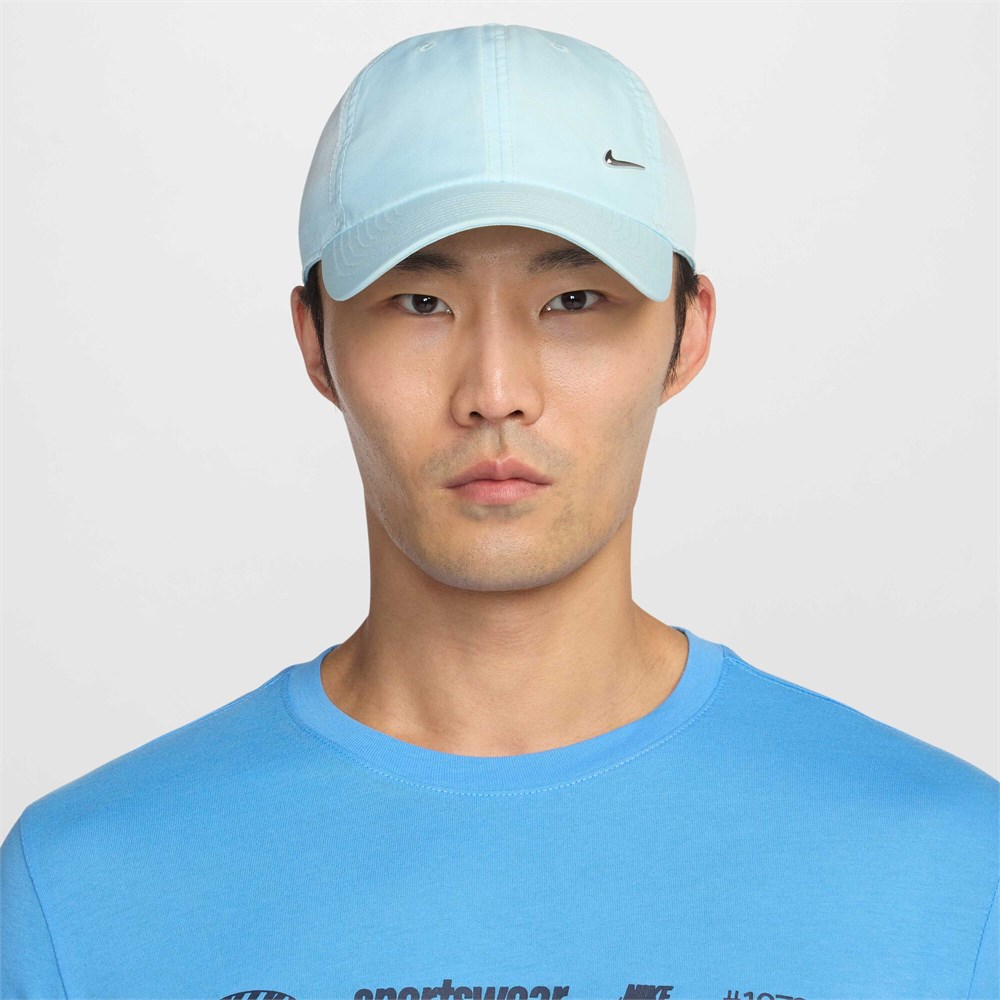 Купить оптом Кепка Nike U NK DF CLUB CAP U CB MTSWSH L FB5372-474 GLACIER BLUE/METALLIC SILVER Unisex-M FB5372-474 - фото 93168