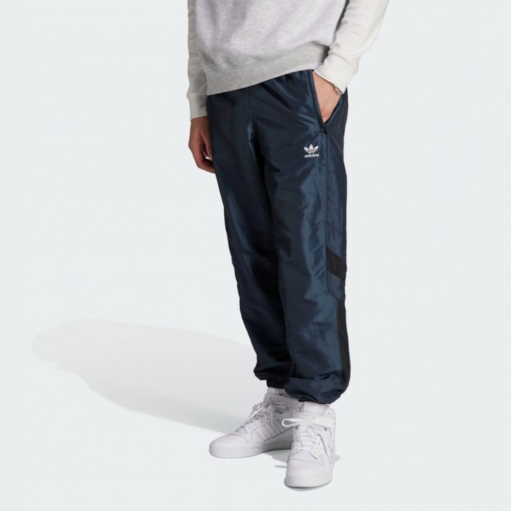 Купить оптом Брюки Adidas Rekive Woven HR8578 HR8578 - фото 96079