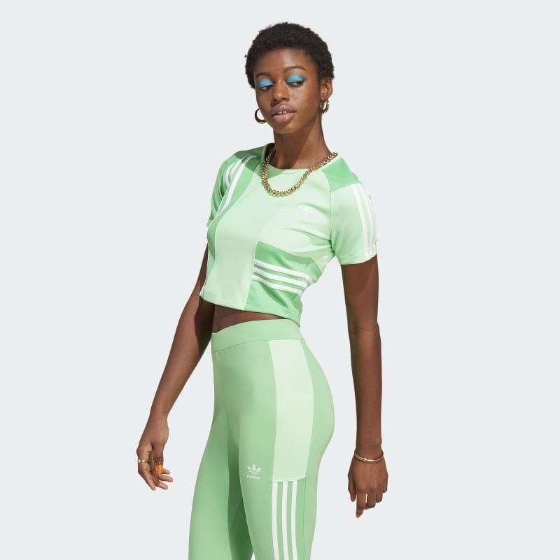 Купить оптом Футболка Adidas Adicolor IC2377 IC2377 - фото 96217