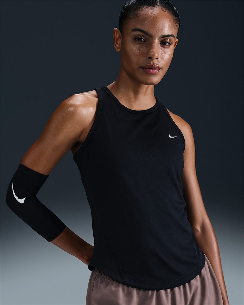 Купить оптом Майка Nike W NK TEMPO DF TANK BLACK/REFLECTIVE SILV WOMENS HV3809-010 - фото 98450