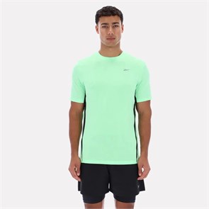 {{photo.Alt || photo.Description || 'Купить оптом Футболка Reebok RUNNING SS TEE 100242140'}}