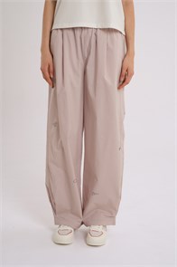 {{photo.Alt || photo.Description || 'Купить оптом Брюки текстильные Anta SKATE Woven Casual Брюки 862628517-1'}}