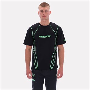 Купить оптом Футболка Reebok GRAPHIC TEE 100240320 100240320