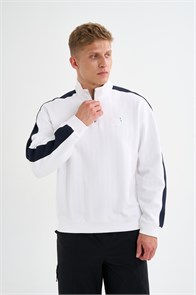 {{photo.Alt || photo.Description || 'Купить оптом Свитшот Anta ICONIC Кофта 852638702-1'}}