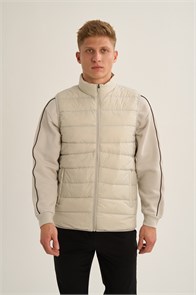 {{photo.Alt || photo.Description || 'Купить оптом Жилет пуховый Anta TRN-ESSENTIAL Down Жилет 852647903-1'}}