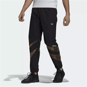 {{productViewItem.photos[photoViewList.activeNavIndex].Alt || productViewItem.photos[photoViewList.activeNavIndex].Description || 'Купить оптом Брюки Adidas ANIMAL PRINT TPBLACK/BEITON/MESA/BL H06737 Male'}}