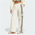 Купить оптом Брюки adidas WOVEN TRACKPANT CREWHT JD0087 JD0087