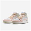 Купить оптом Кроссовки Jordan 1 Mid SE HJ6654-100 HJ6654-100