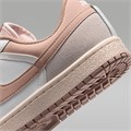Купить оптом Кроссовки Jordan SKYLINE LOW LE IQ6586-102 IQ6586-102