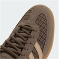 Купить оптом Кроссовки adidas HANDBALL SPEZIAL EARSTR/MAGBEI/GUM4 KI2971 KI2971