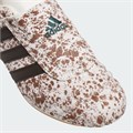 Купить оптом Кроссовки adidas TAEKWONDO W OWHITE/DBROWN/GUM3 KK4938 KK4938