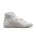 Купить оптом Кроссовки Nike WMNS BLAZER MID '77 FB8475-100 WHITE/SUMMIT WHITE-METALLIC GOLD Female FB8475-100