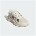 Купить оптом Кроссовки Adidas OZWEEGO W IG8488 cream white/gold met./black Female IG8488