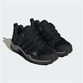 Купить оптом Кроссовки Adidas TERREX AX2R K IF7514 black/black/vista grey Kids 2.5 UK IF7514 - фото 95725 Купить оптом Кроссовки Adidas TERREX AX2R K IF7514 black/black/vista grey Kids 2.5 UK IF7514 - фото 95725